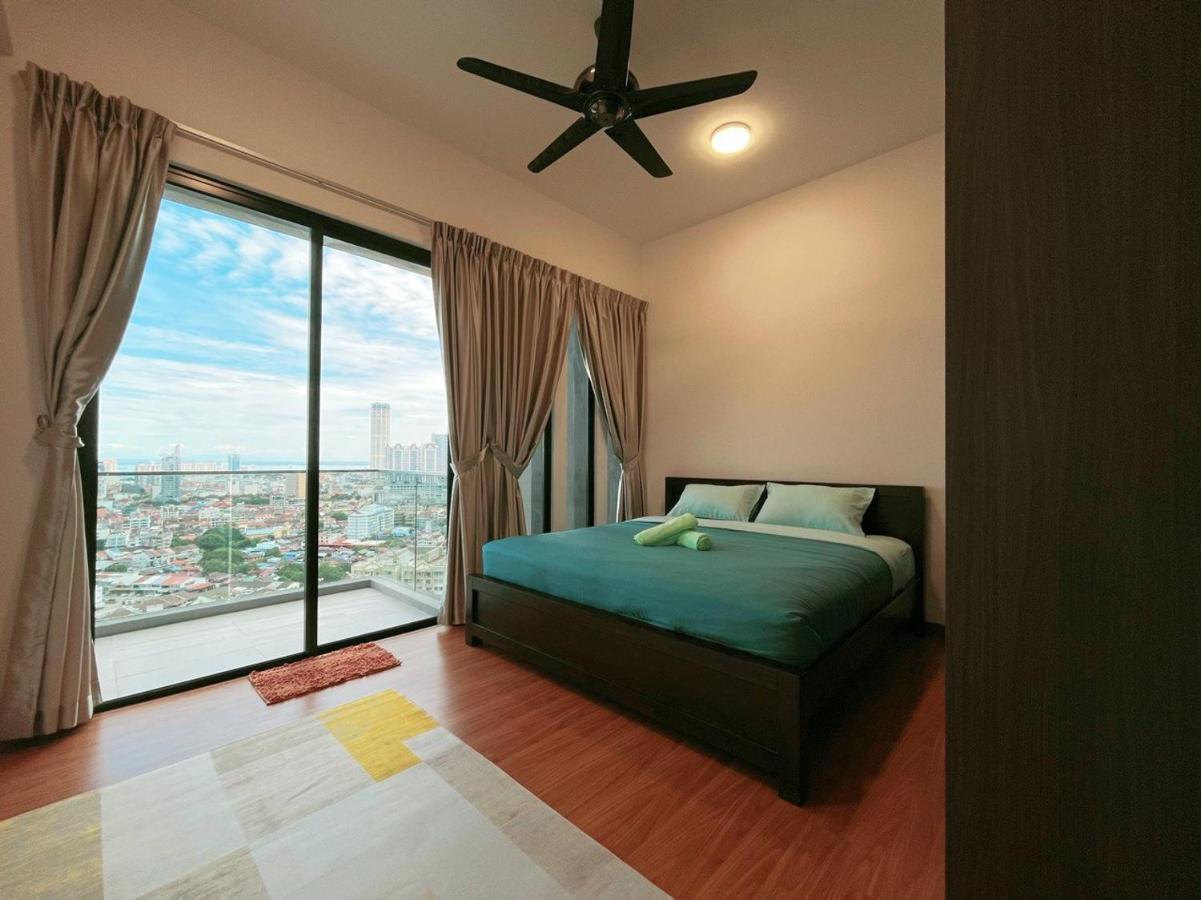 Beacon Executive Suite By Fantabulous Guest House George Town Esterno foto